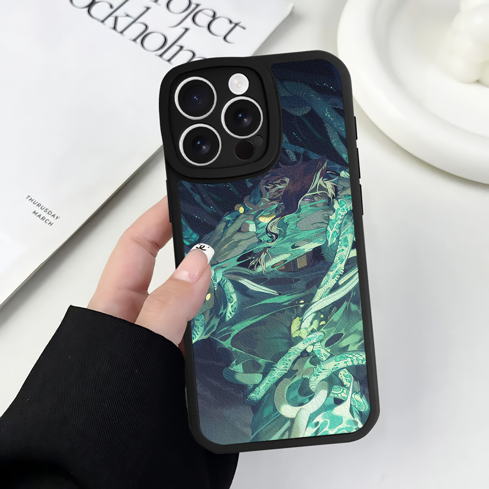 （画像用） ジョジョの奇妙な冒険 JoJo's Bizarre Adventure 【iPhone 16シリーズ対応】シリコンスマホケース（レザー調） 材質：シリコン